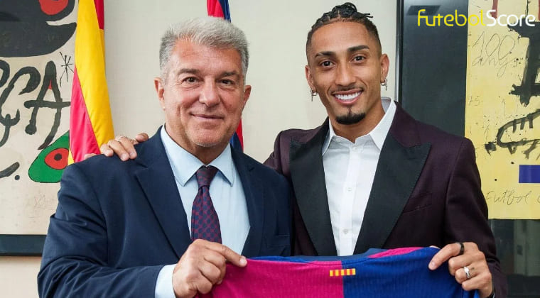 Barcelona confirma extensão do contrato de Raphinha até 2028 após temporada brilhante